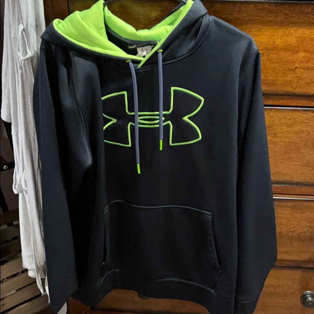 Men’s sizing Under armour cold gear